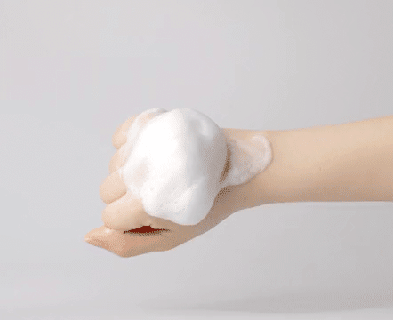 Ottie-Blemish-Clean-Foam-Cleanser-intro-17